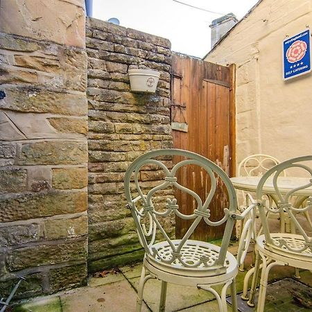 Pudding Cottage In Bakewell Bagian luar foto