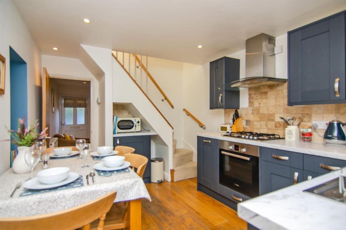 Pudding Cottage In Bakewell Bagian luar foto